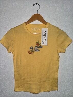 VINYL Ribbed Short-Sleeve Tee in Yellow with 'La Dolce Vita' Embroidery
